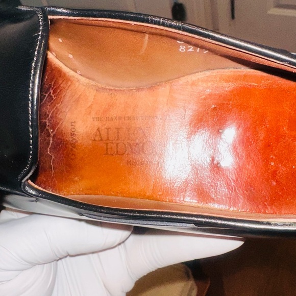 Classic Black Tassel Loafers - Picture 15 of 15